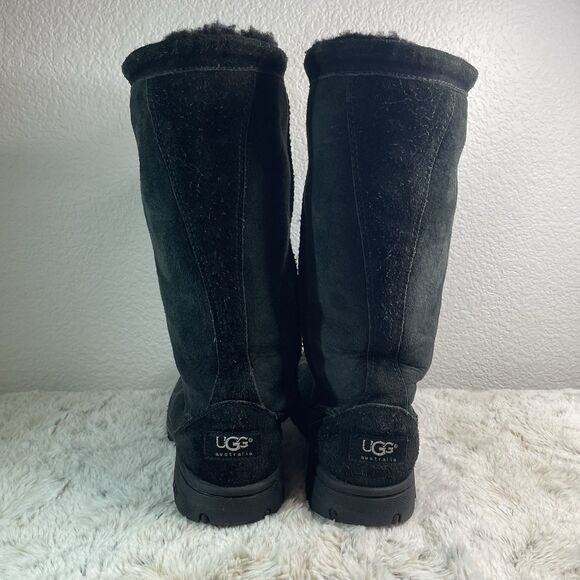UGG Tall Winter Boots Size 7 EU 38 Black Leather Sheepskin - Picture 4 of 6